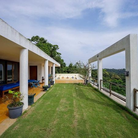 Stunning Hilltop 3Br Villa W Pool And River View Siolim Exterior photo