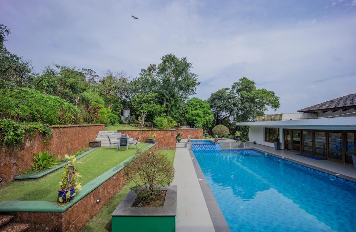 Stunning Hilltop 3Br Villa W Pool And River View Siolim Exterior photo